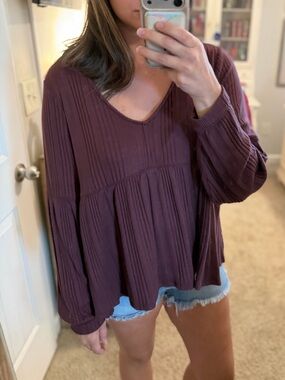 SO Women's V-Neck Long Sleeve Tunic Top - Plum